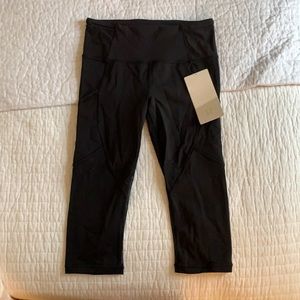 Lululemon crop leggings!